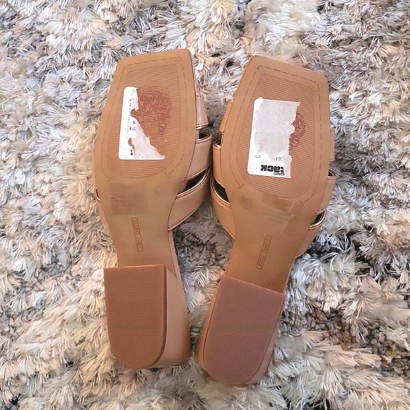 Vince Camuto sandals - Picture 5 of 5